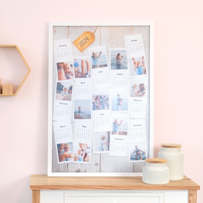 Planning annuel sur poster encadré